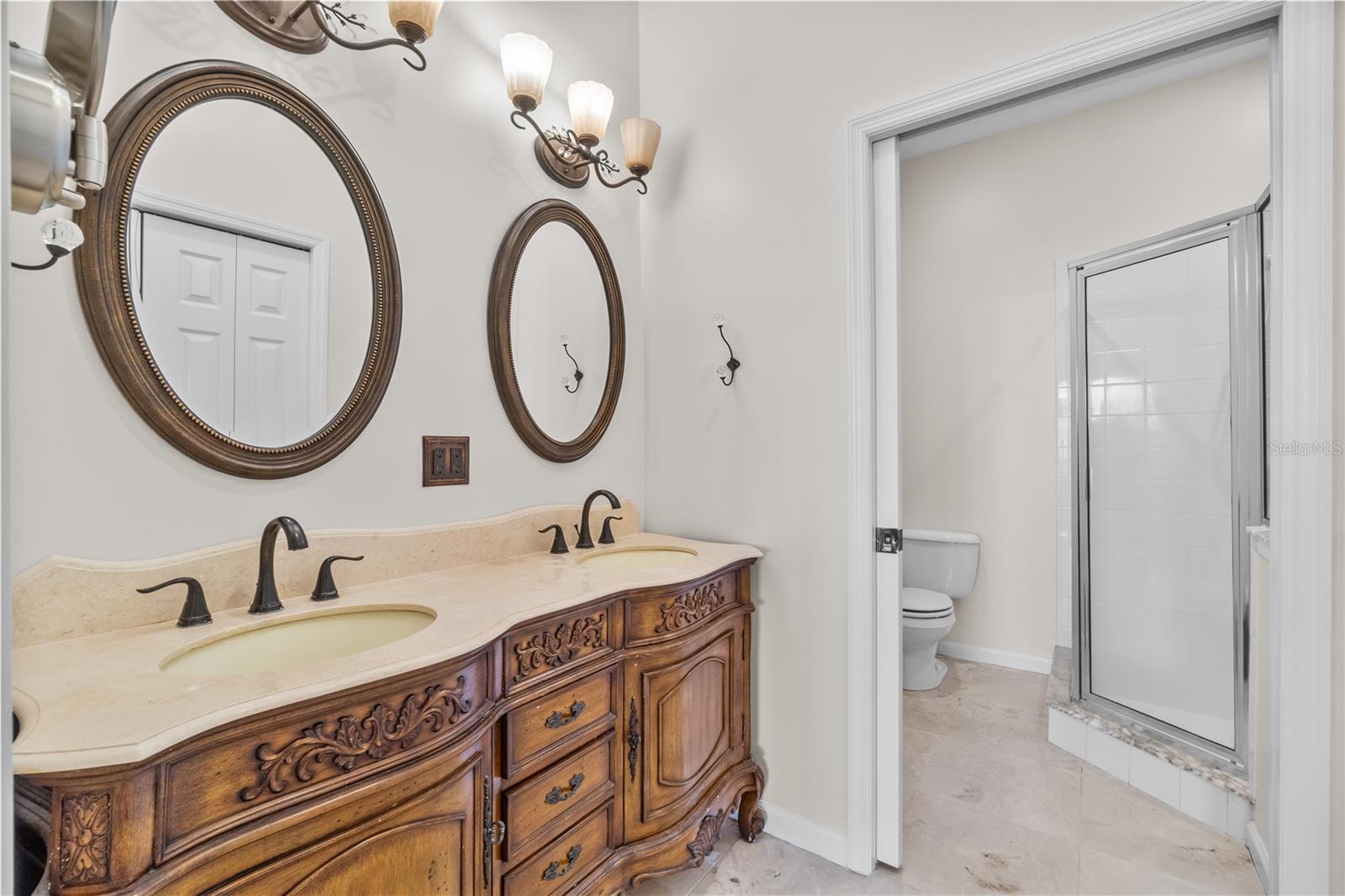 Image 16 of 38 For 332 Enclave Drive