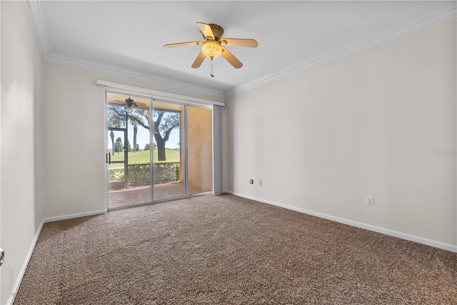 Image 22 of 38 For 332 Enclave Drive