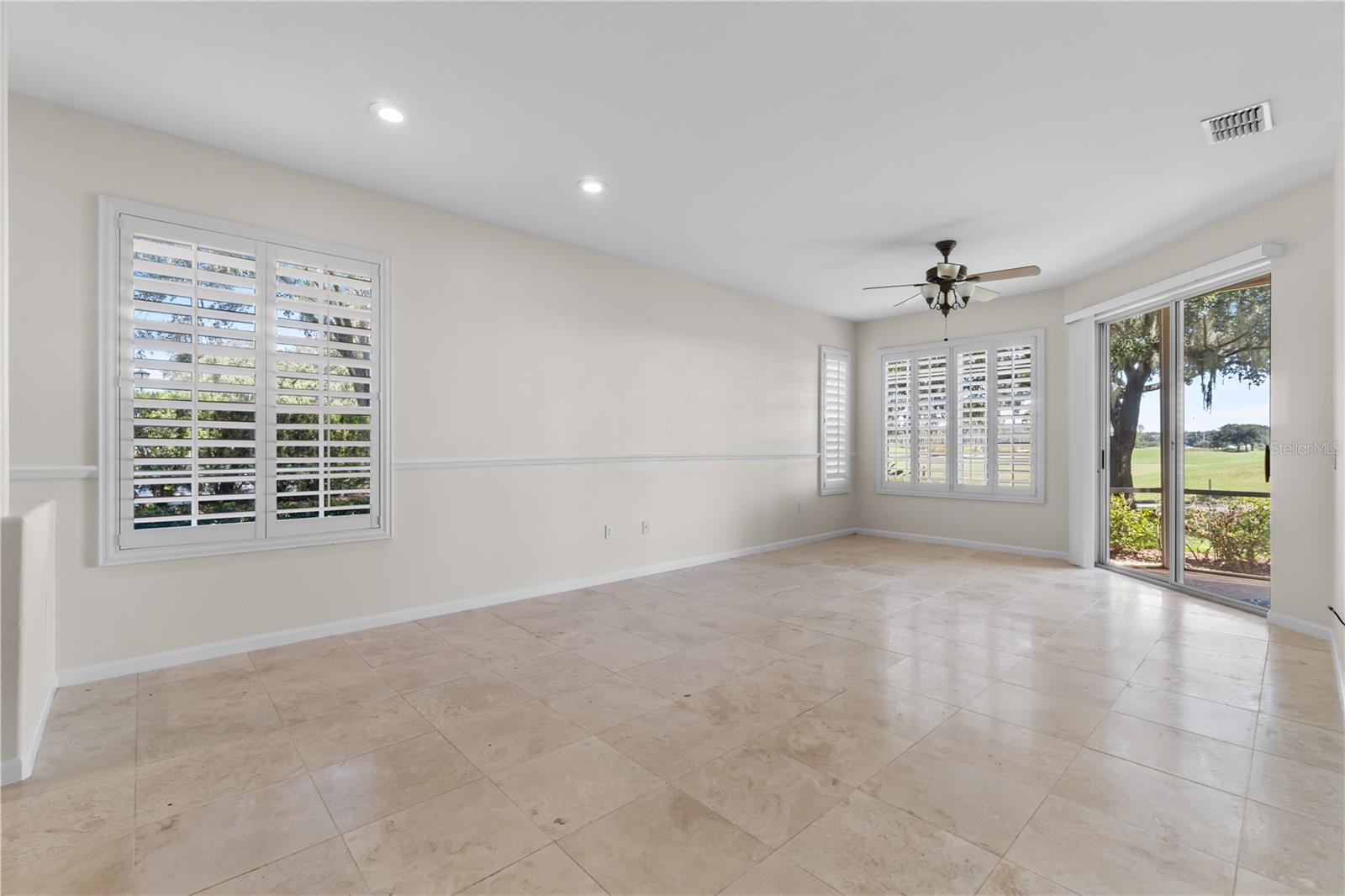 Image 5 of 38 For 332 Enclave Drive