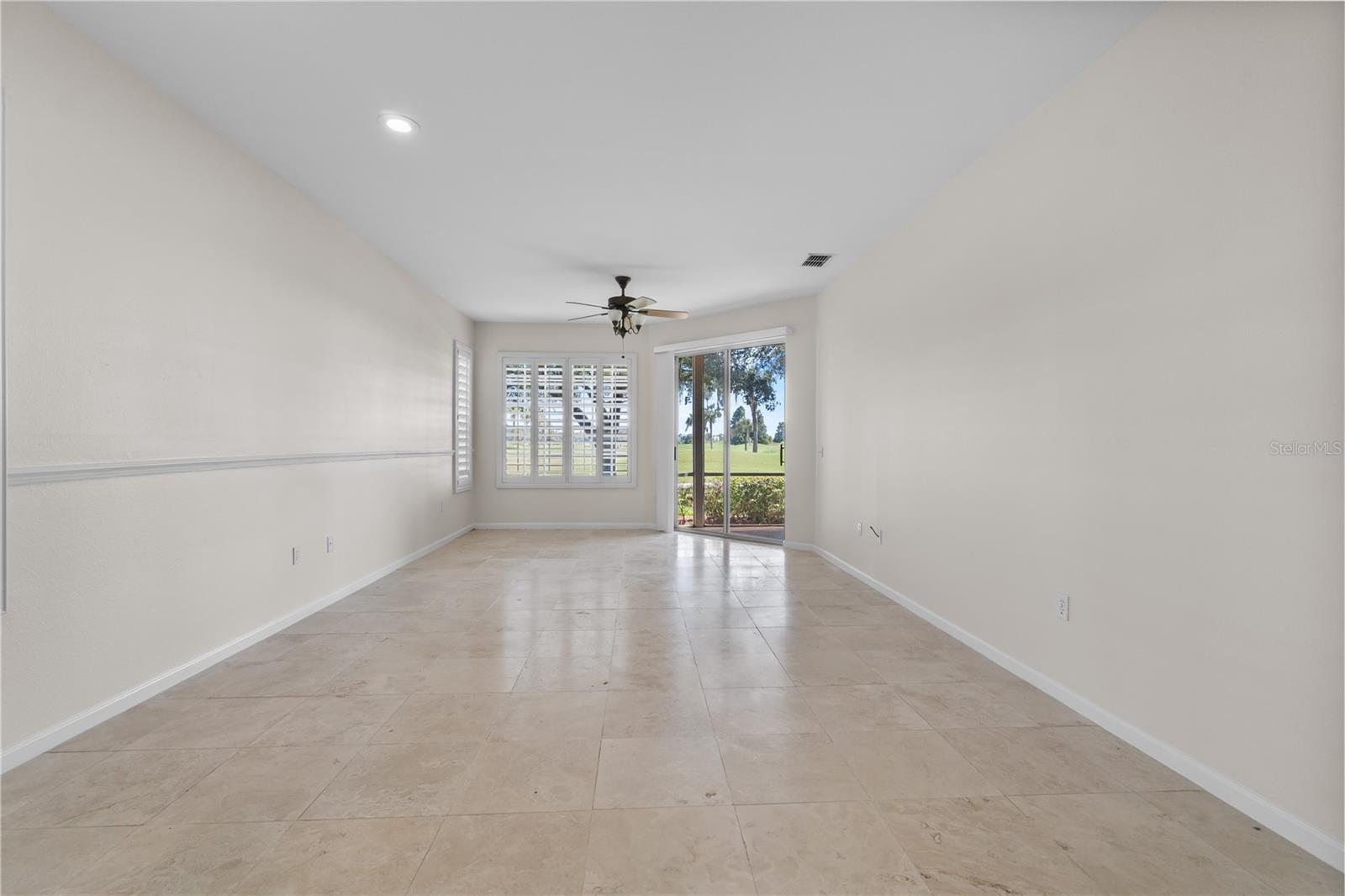 Image 7 of 38 For 332 Enclave Drive