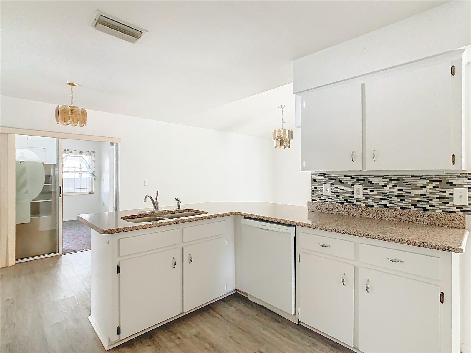 Image 12 of 48 For 7214 Scenic Hills Boulevard