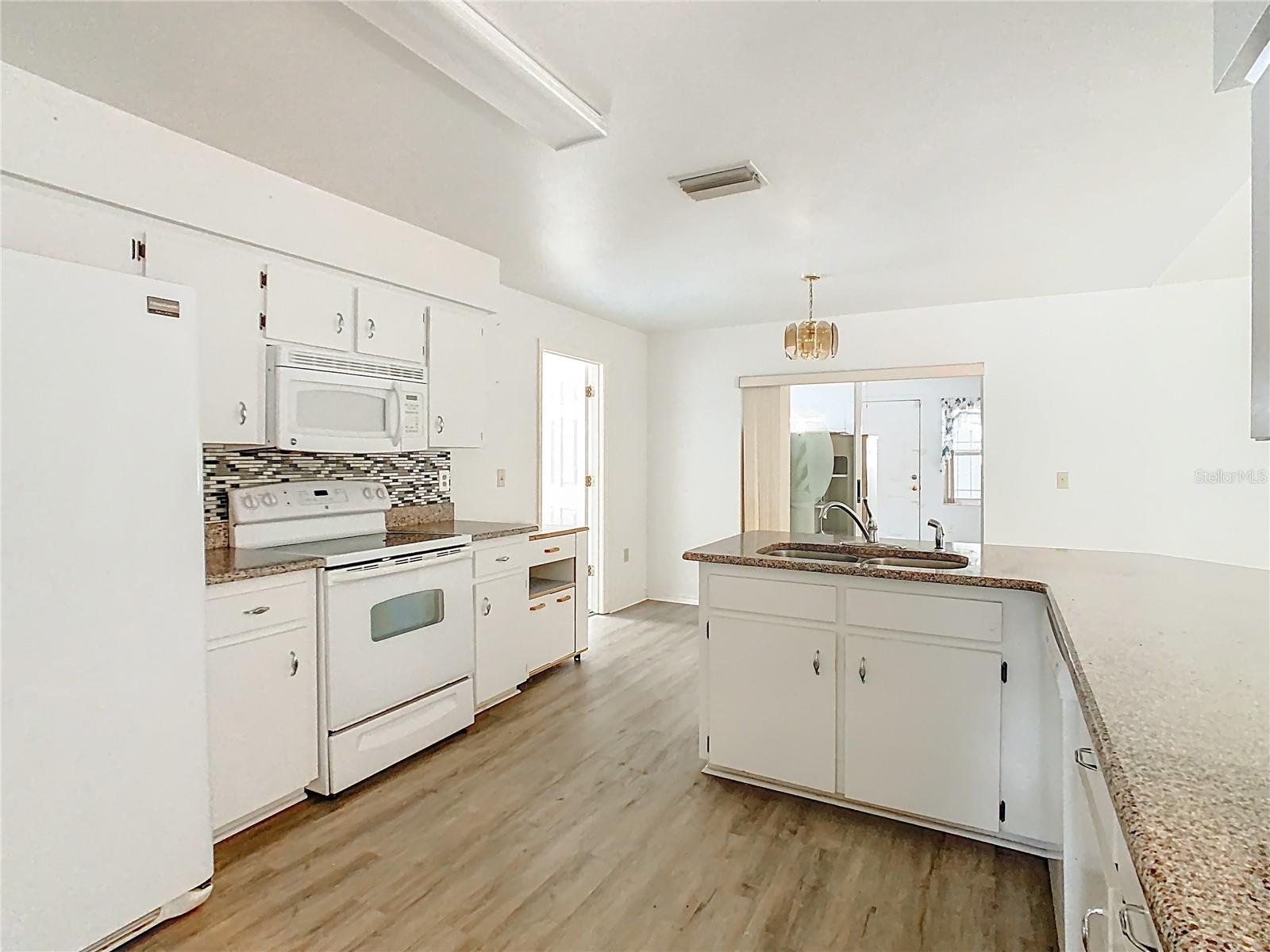 Image 13 of 48 For 7214 Scenic Hills Boulevard