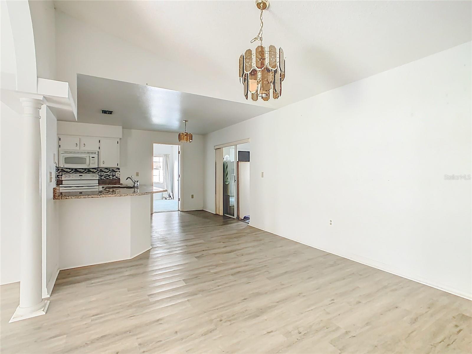 Image 3 of 48 For 7214 Scenic Hills Boulevard