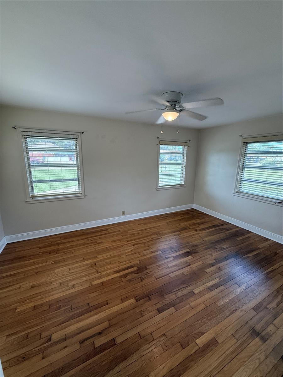 Image 13 of 20 For 2824 Avenue G Nw