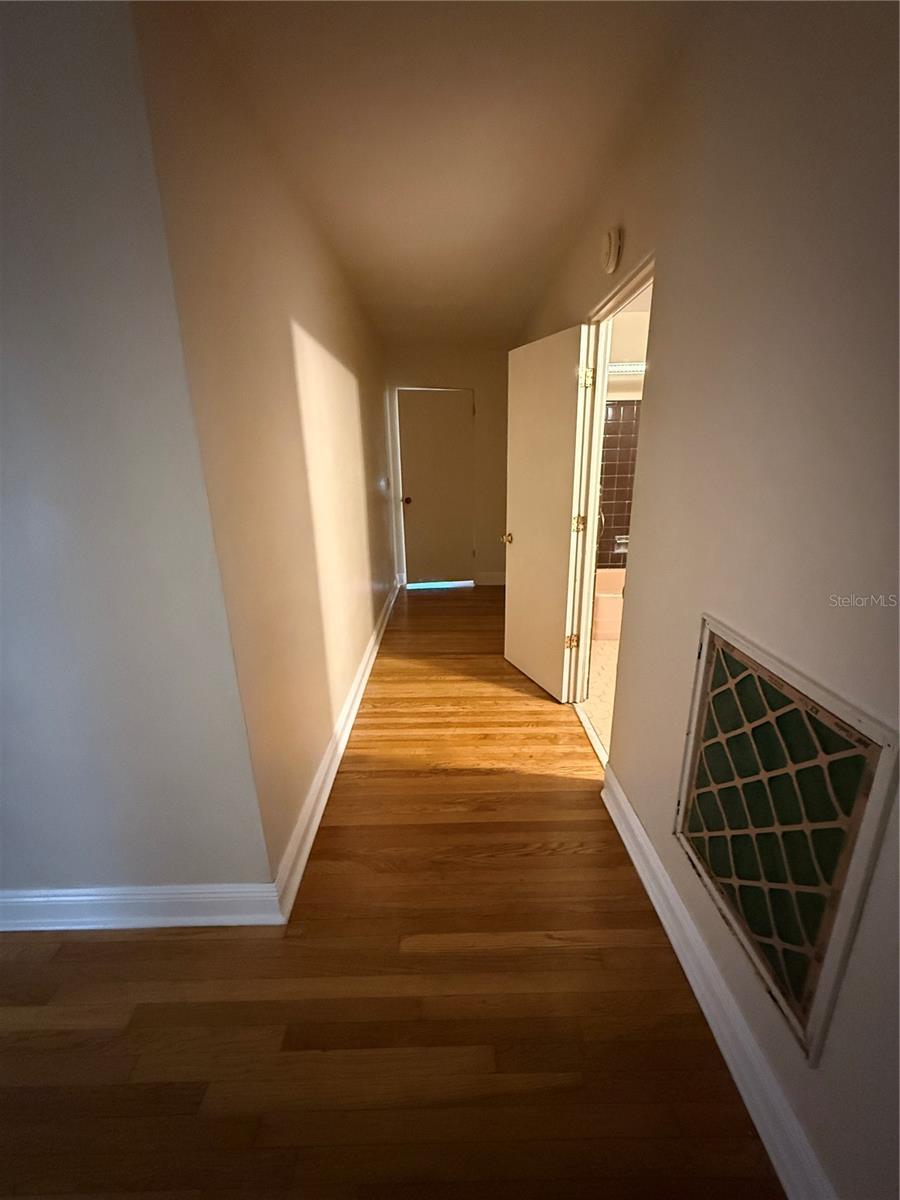 Image 14 of 20 For 2824 Avenue G Nw