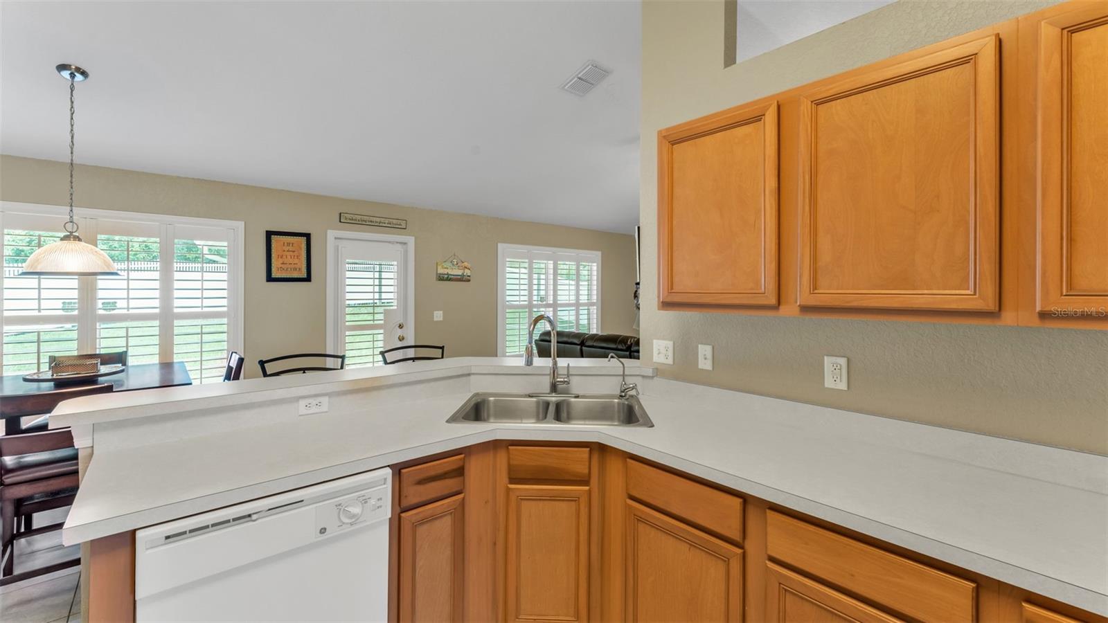 Image 11 of 48 For 2756 Highlands Creek Drive