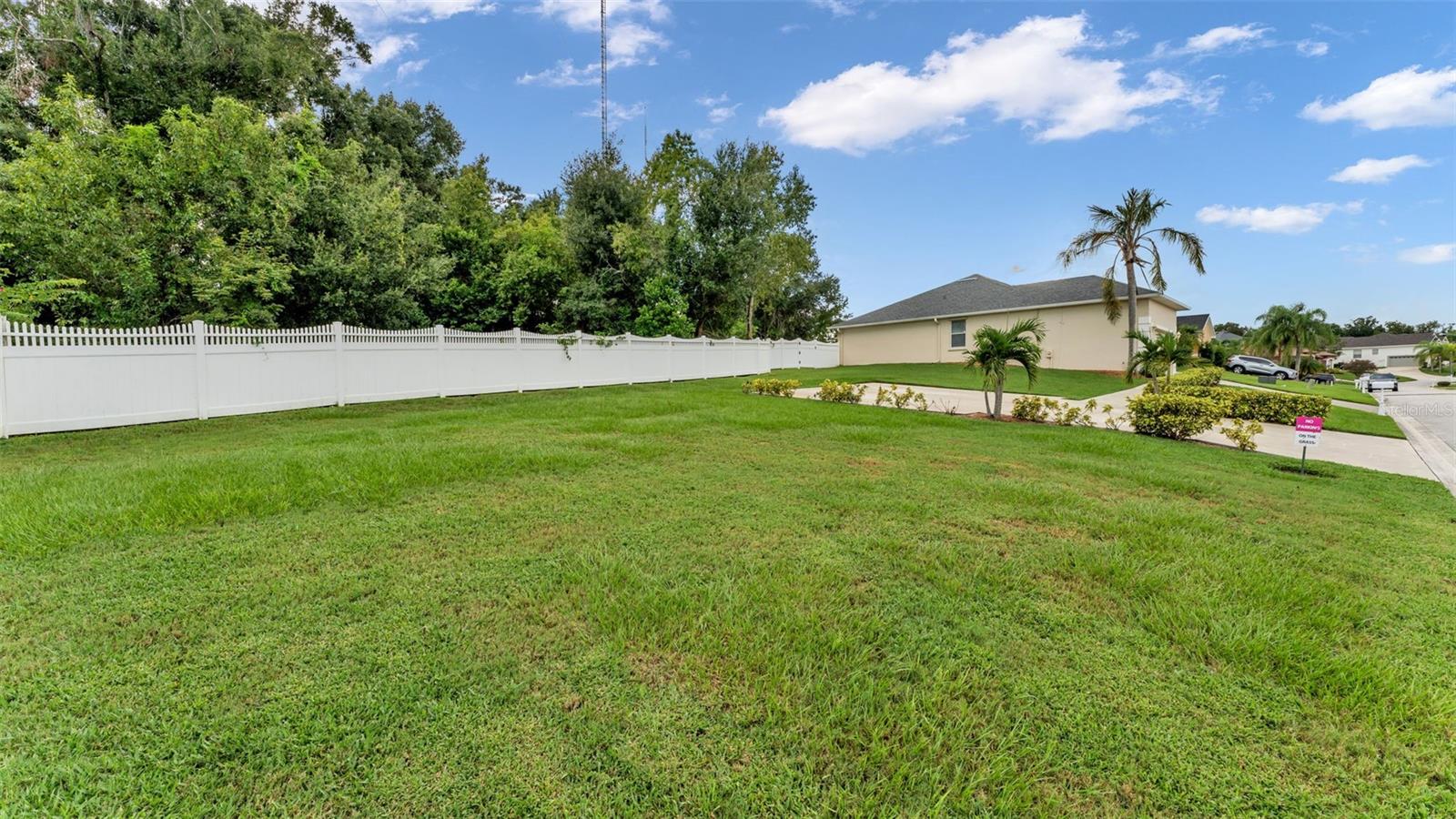Image 35 of 48 For 2756 Highlands Creek Drive