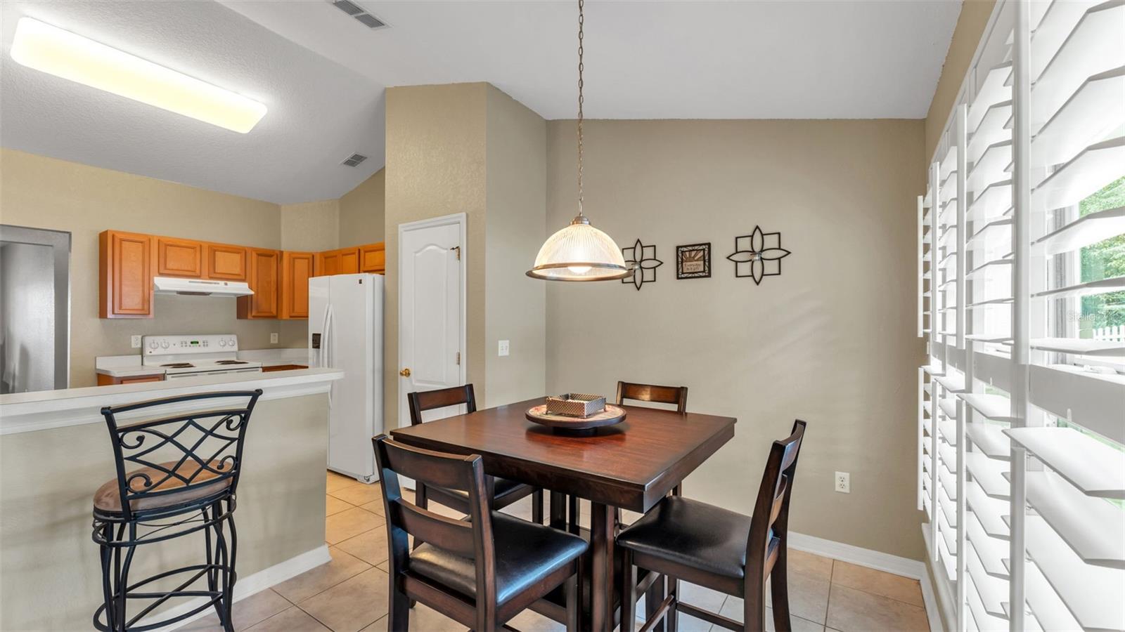 Image 6 of 48 For 2756 Highlands Creek Drive