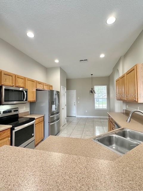 Image 7 of 28 For 6216 Alamanda Hills Boulevard
