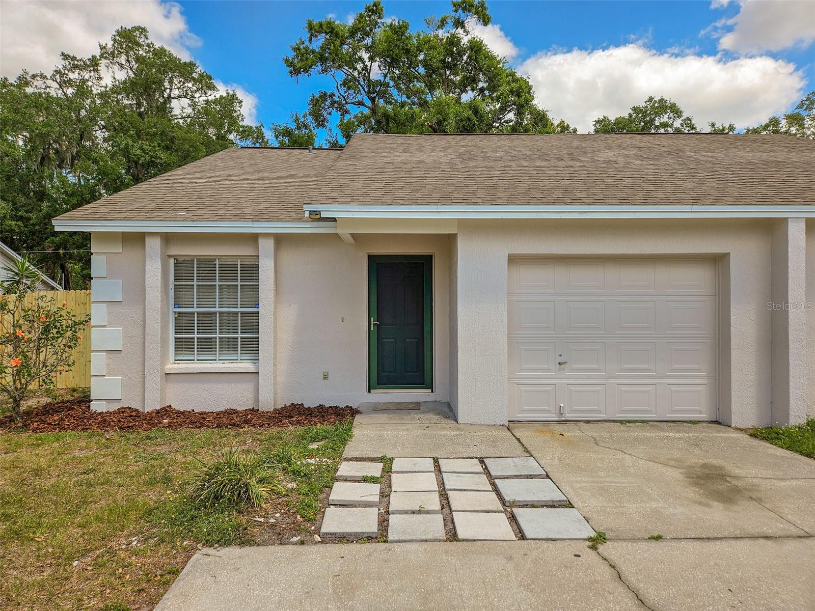 Details for 1075 Meadowood Pointe Road, LAKELAND, FL 33811