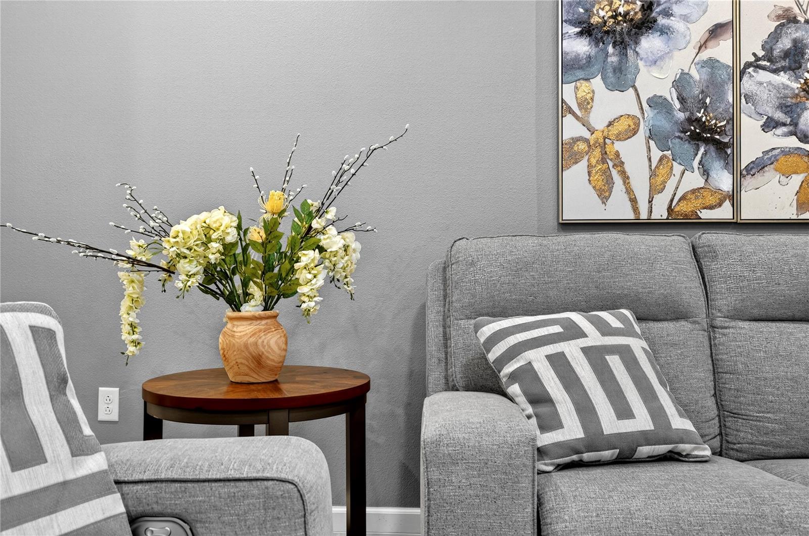 Image 10 of 50 For 2309 Distant Sun Trail