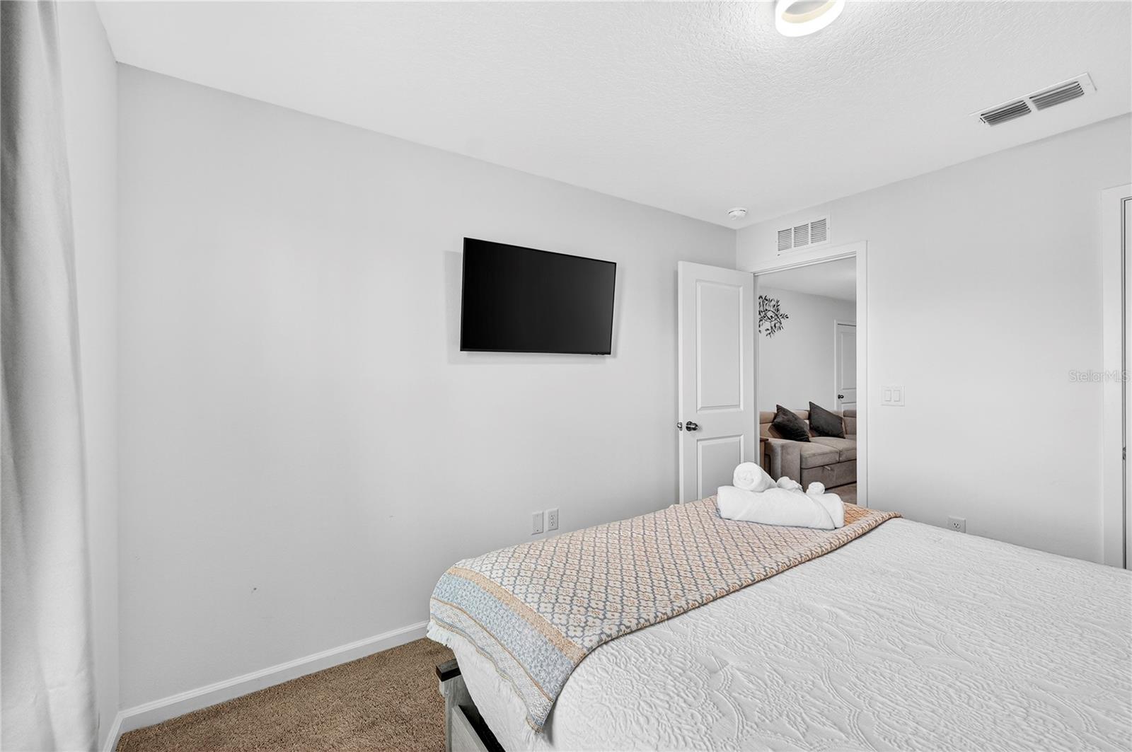 Image 41 of 50 For 2309 Distant Sun Trail