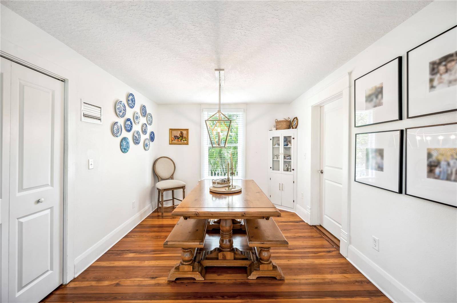 Image 18 of 53 For 823 Palmetto Street