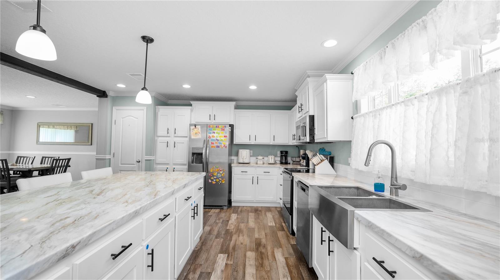 Image 12 of 53 For 35970 Valleybrook Avenue