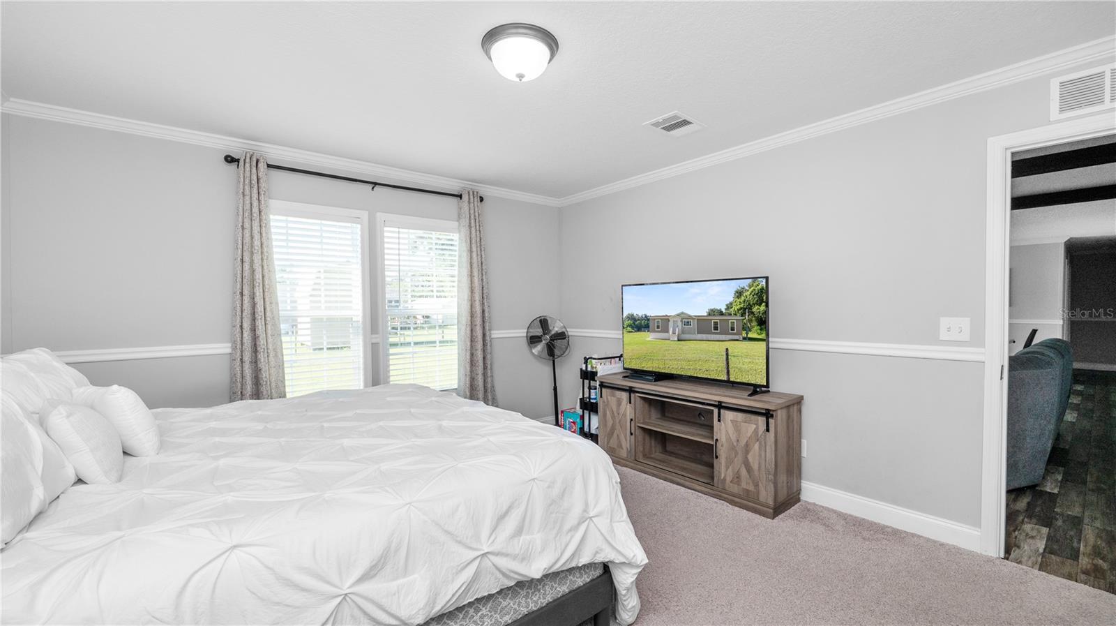 Image 18 of 53 For 35970 Valleybrook Avenue