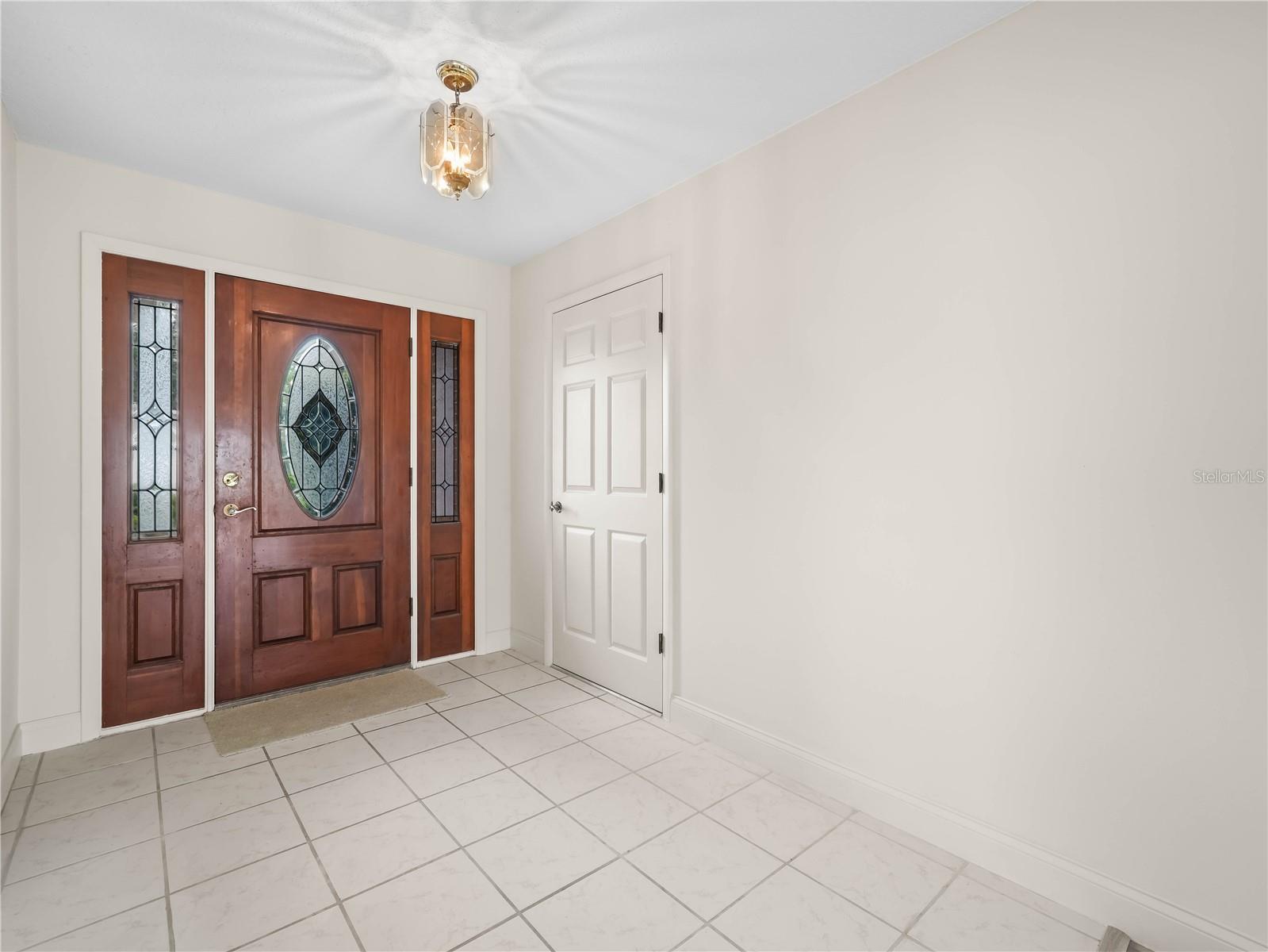 Image 17 of 20 For 6341 Silver Lakes Drive W