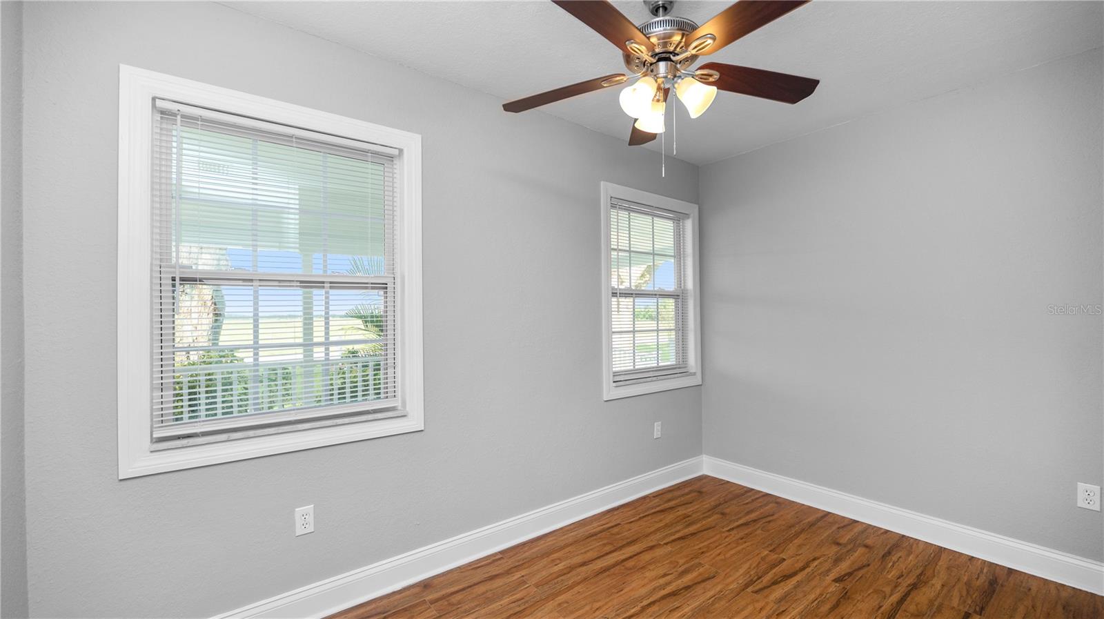 Image 30 of 60 For 736 Lake Wales Road S
