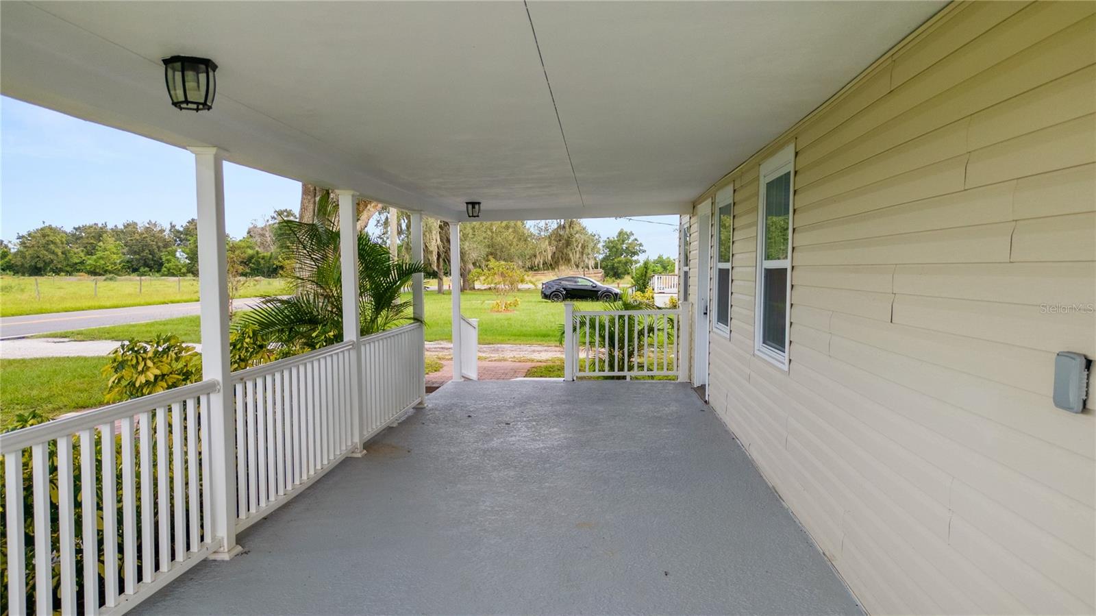 Image 4 of 60 For 736 Lake Wales Road S