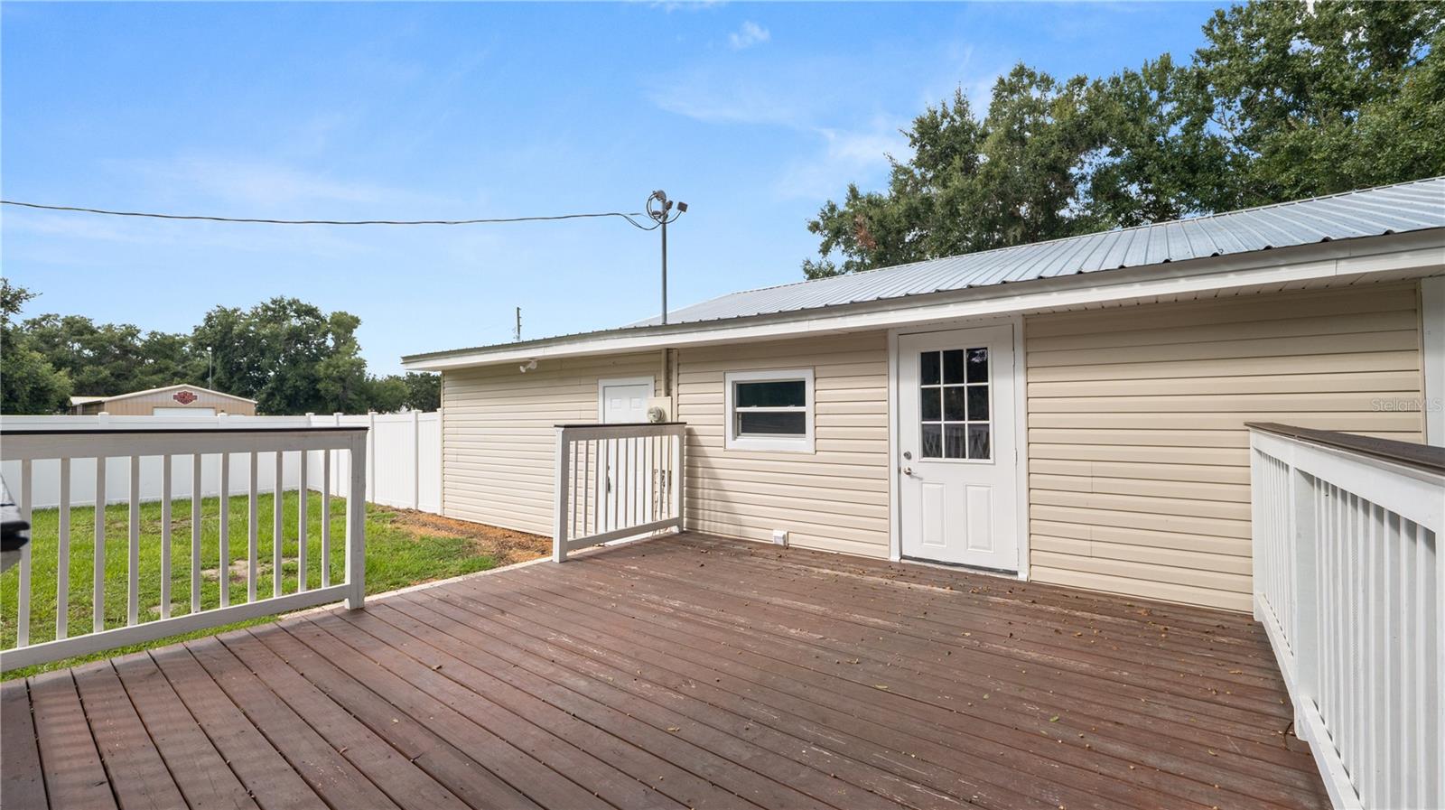 Image 48 of 60 For 736 Lake Wales Road S