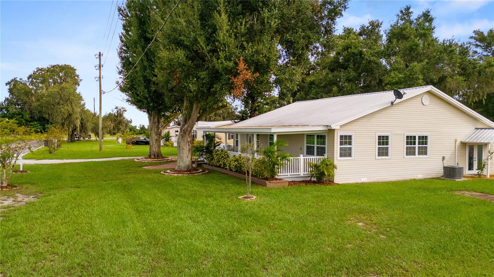 Image 58 of 60 For 736 Lake Wales Road S
