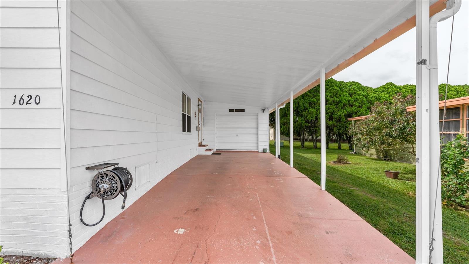 Image 4 of 52 For 1620 Foxway Drive