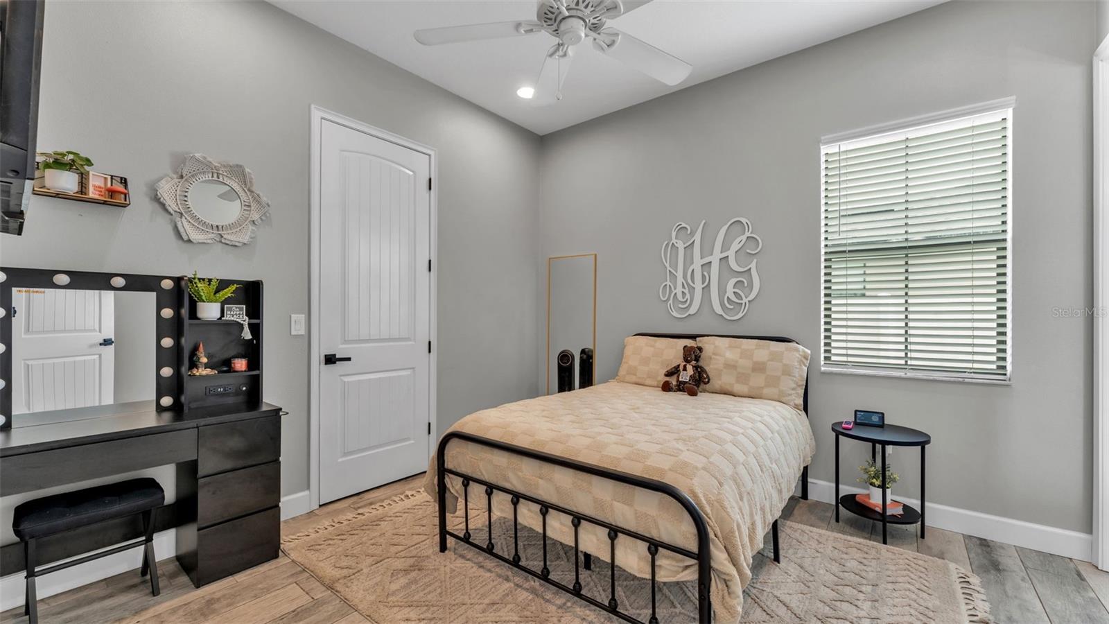 Image 10 of 59 For 1740 Seminole Avenue