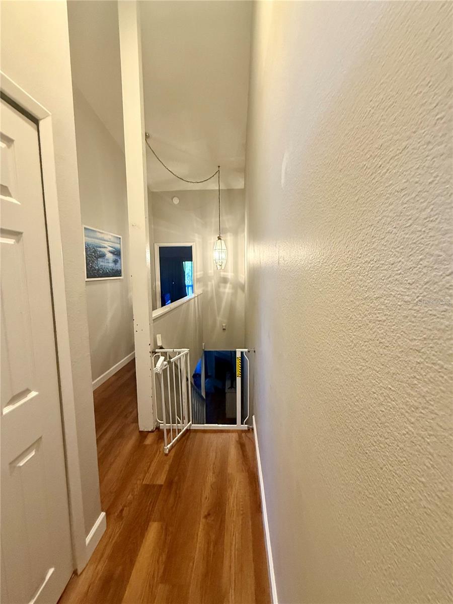 Image 23 of 39 For 1920 Whitney Way