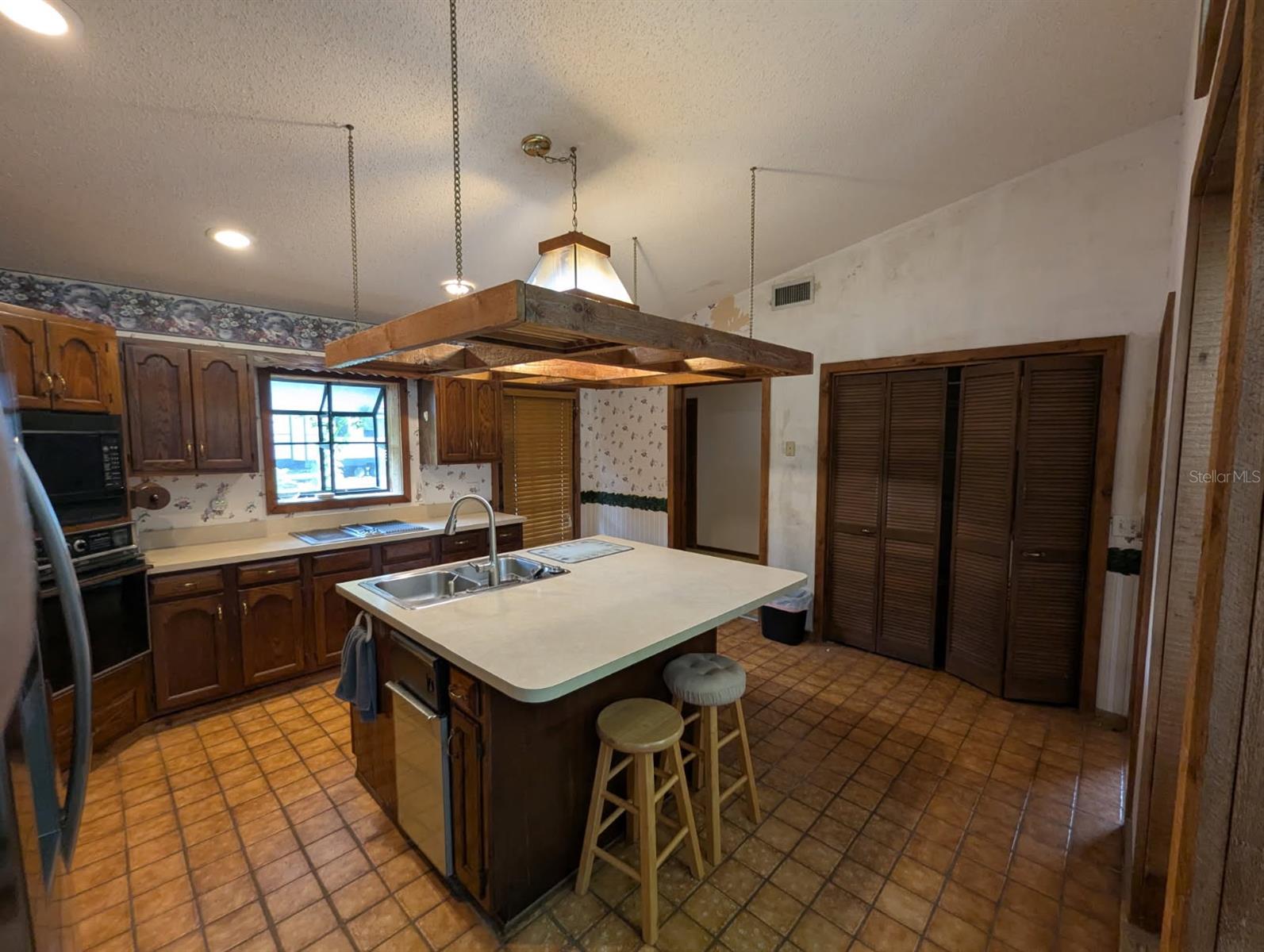Image 9 of 62 For 4212 Homewood Lane