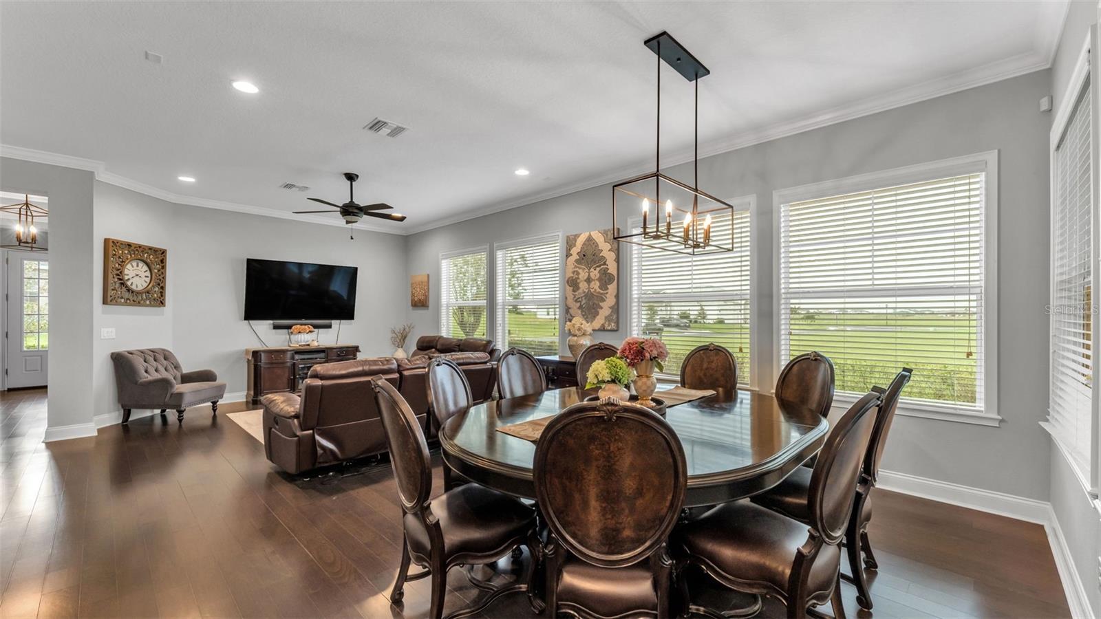 Image 11 of 67 For 539 Waterfern Trail Drive