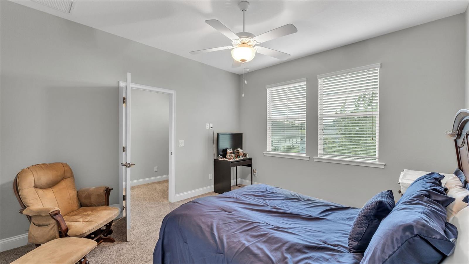 Image 35 of 67 For 539 Waterfern Trail Drive