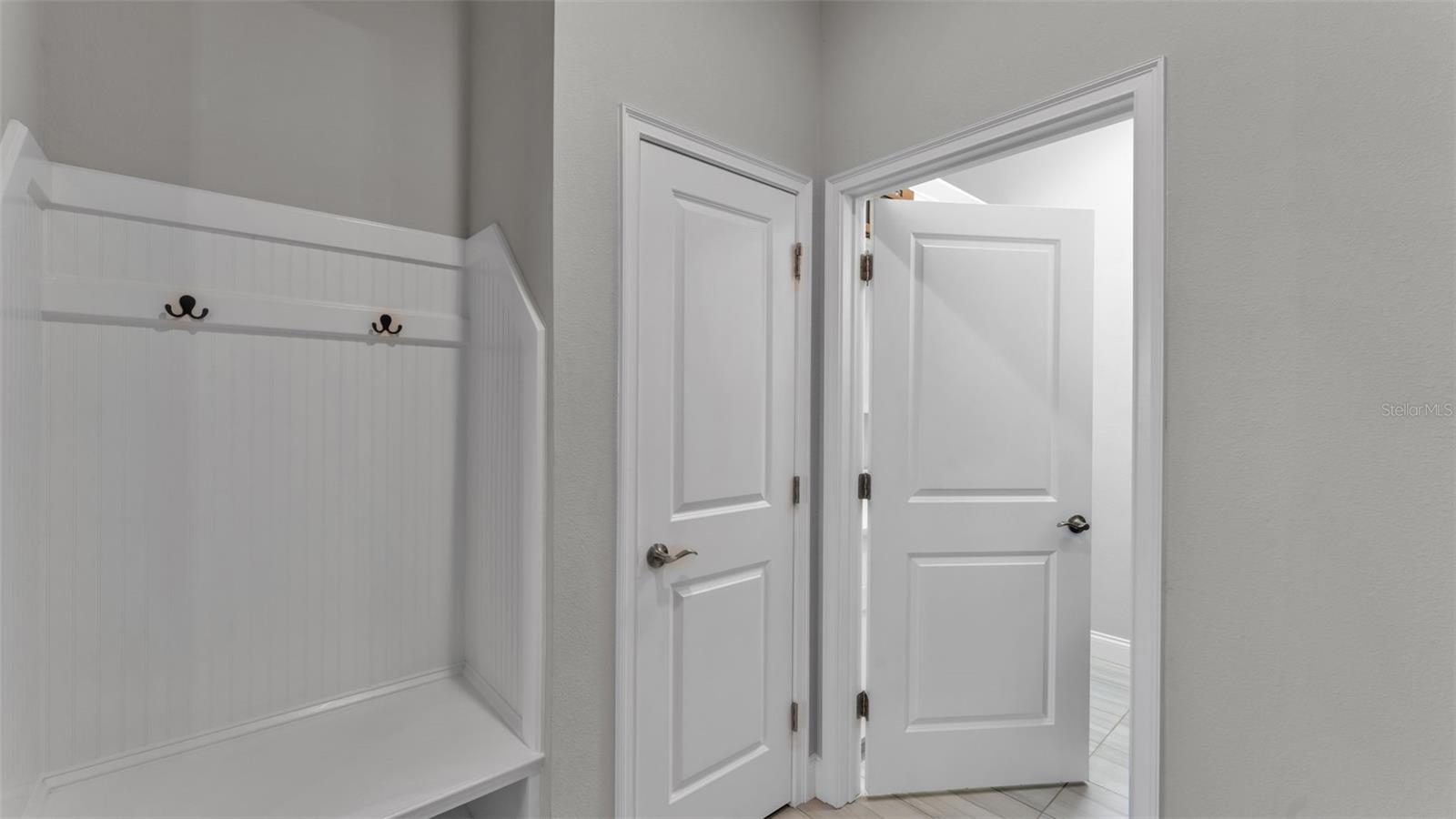 Image 36 of 67 For 539 Waterfern Trail Drive