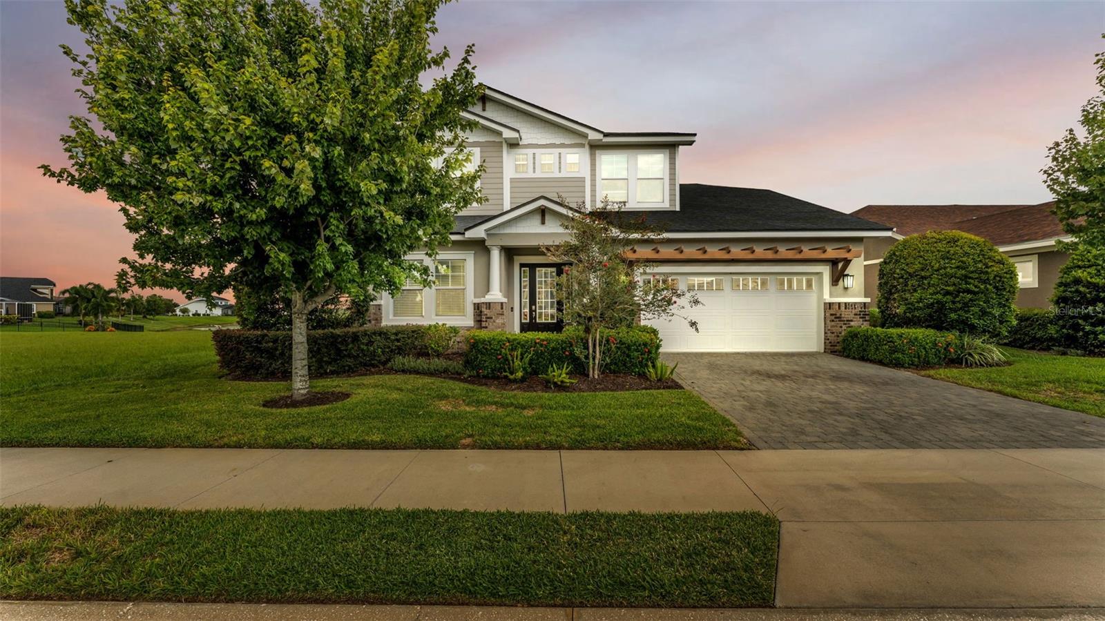 Image 4 of 67 For 539 Waterfern Trail Drive