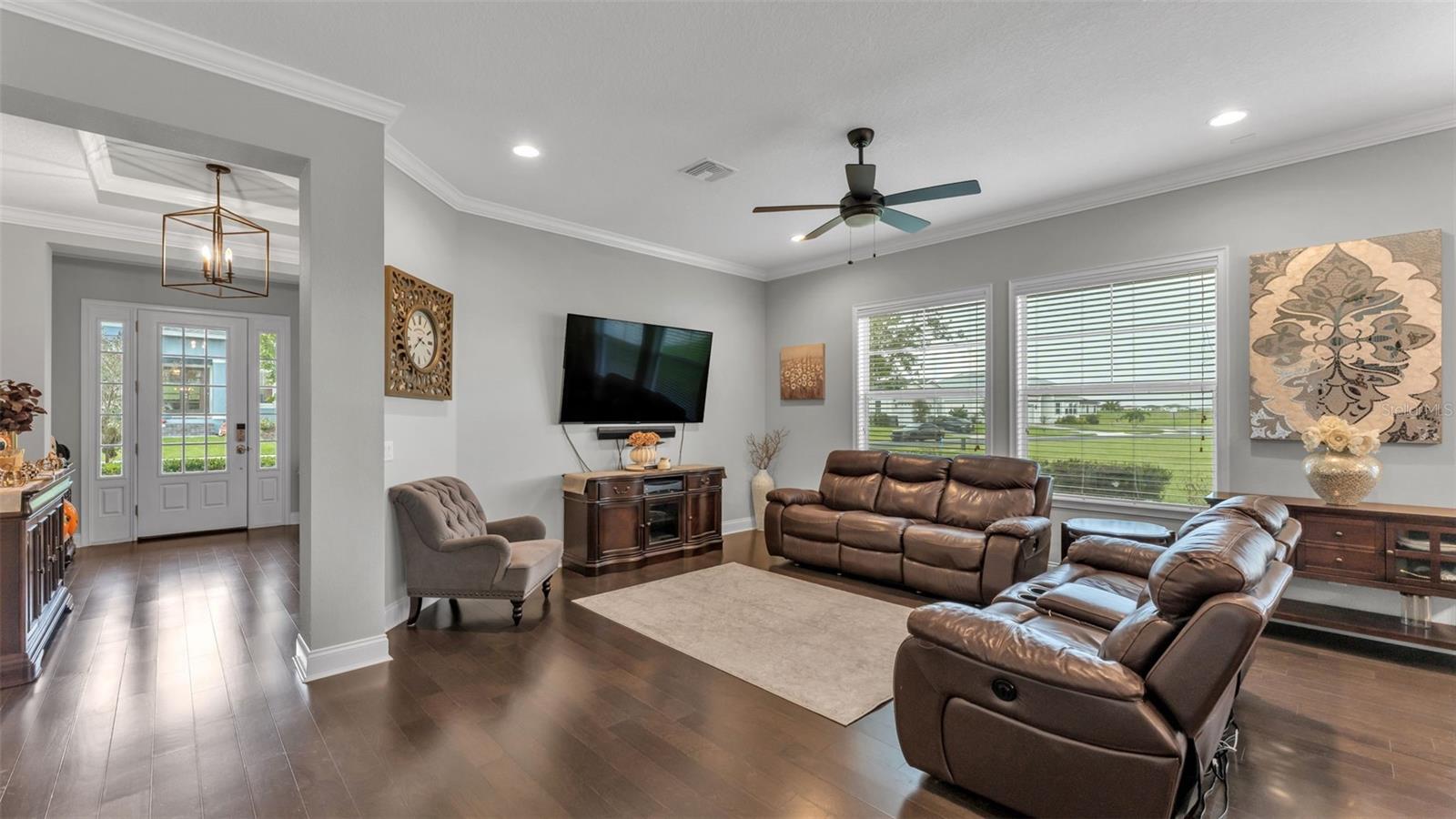 Image 6 of 67 For 539 Waterfern Trail Drive