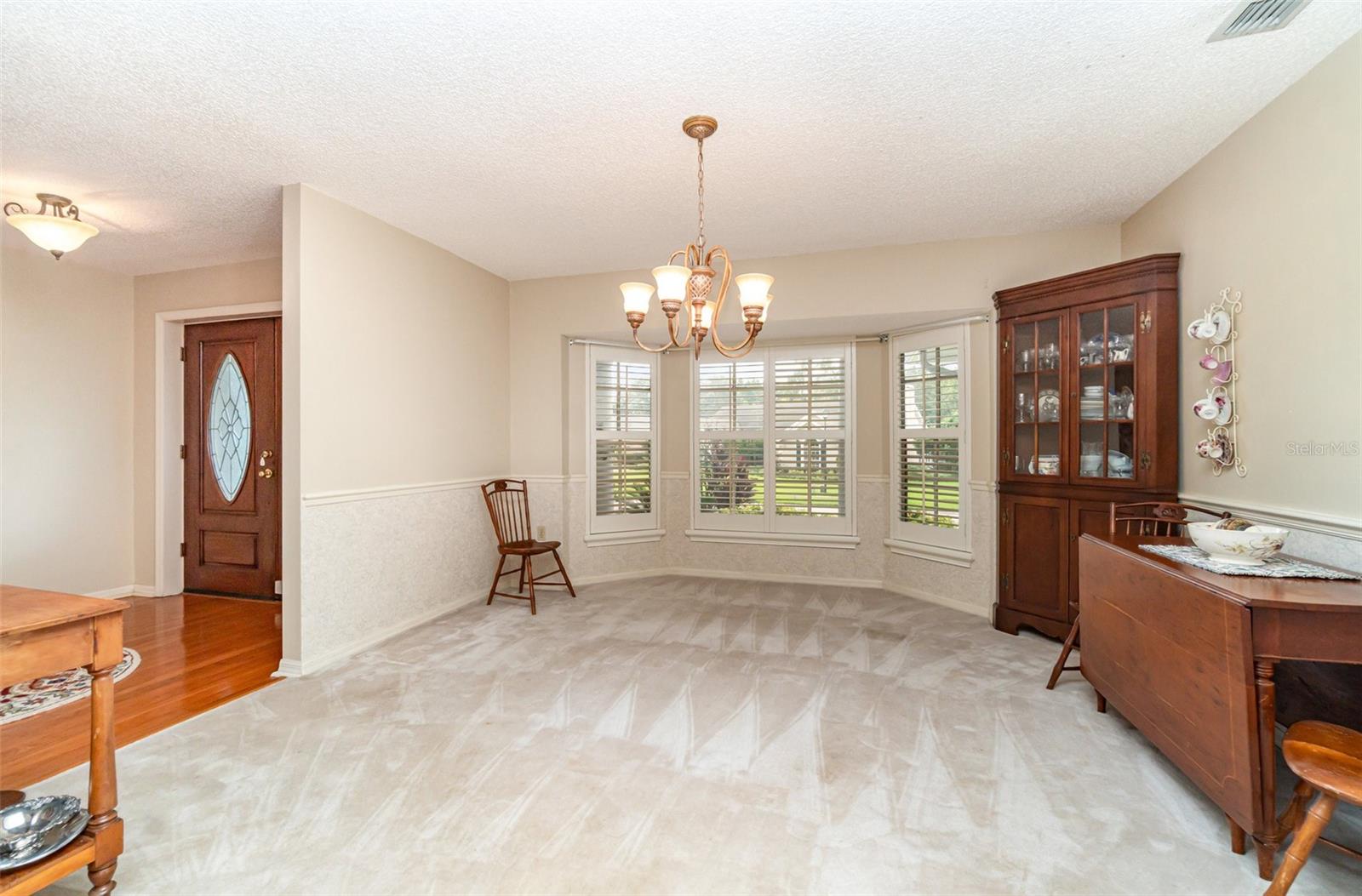 Image 19 of 43 For 6901 Hayter Drive