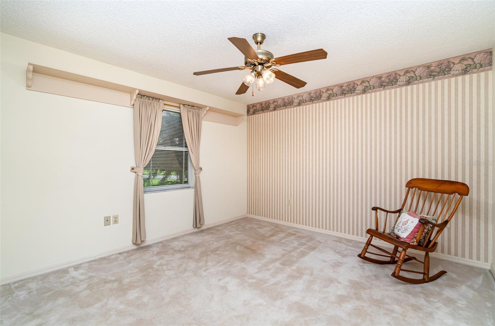 Image 27 of 43 For 6901 Hayter Drive