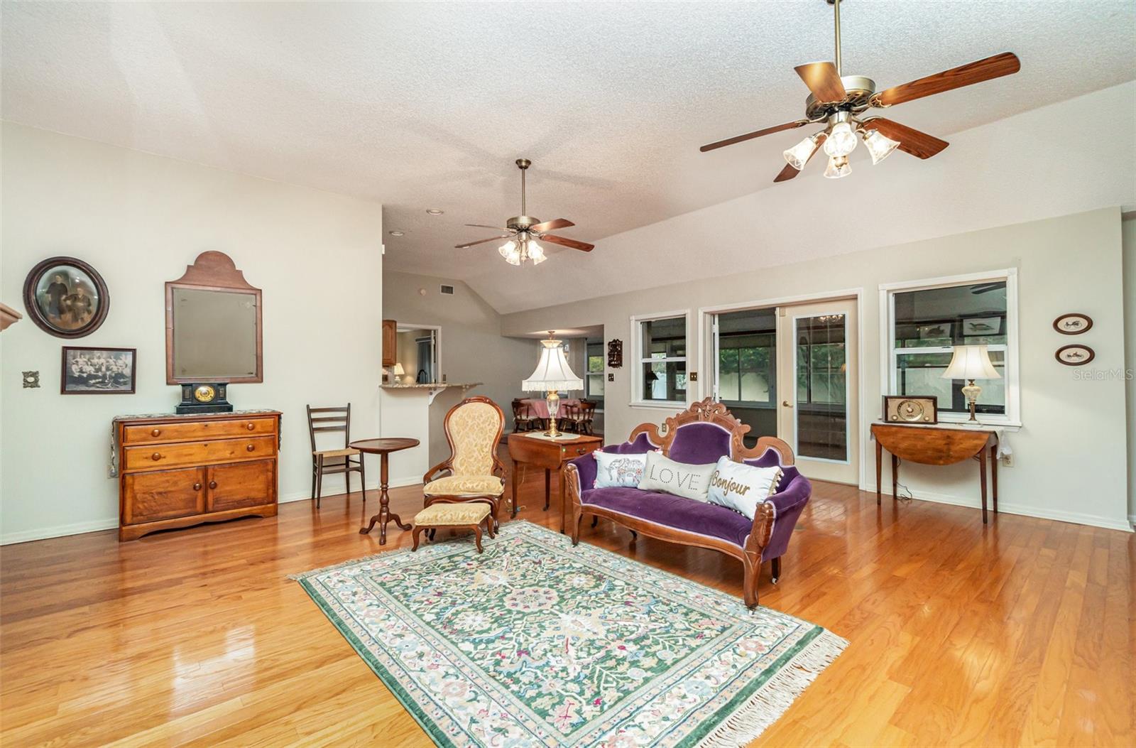 Image 4 of 43 For 6901 Hayter Drive