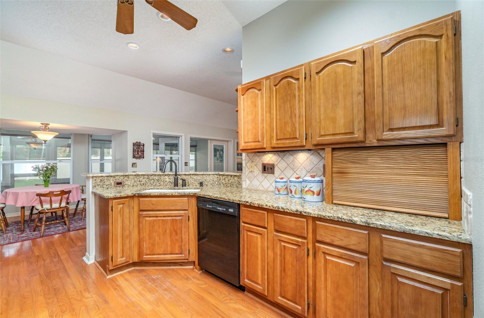 Image 6 of 43 For 6901 Hayter Drive