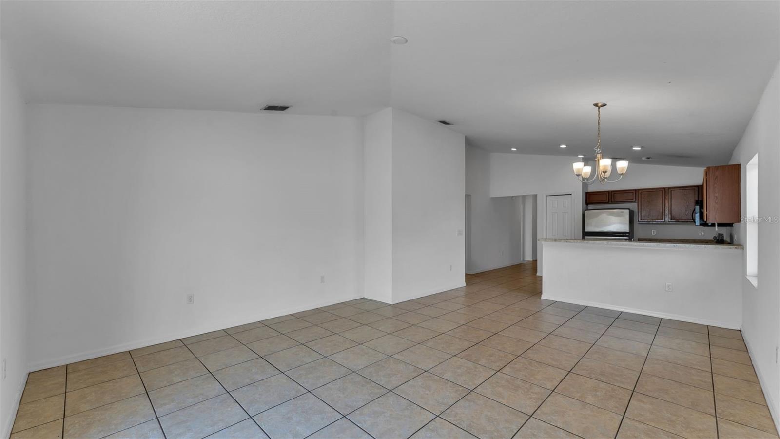 Image 13 of 34 For 749 Overlook Grove Drive