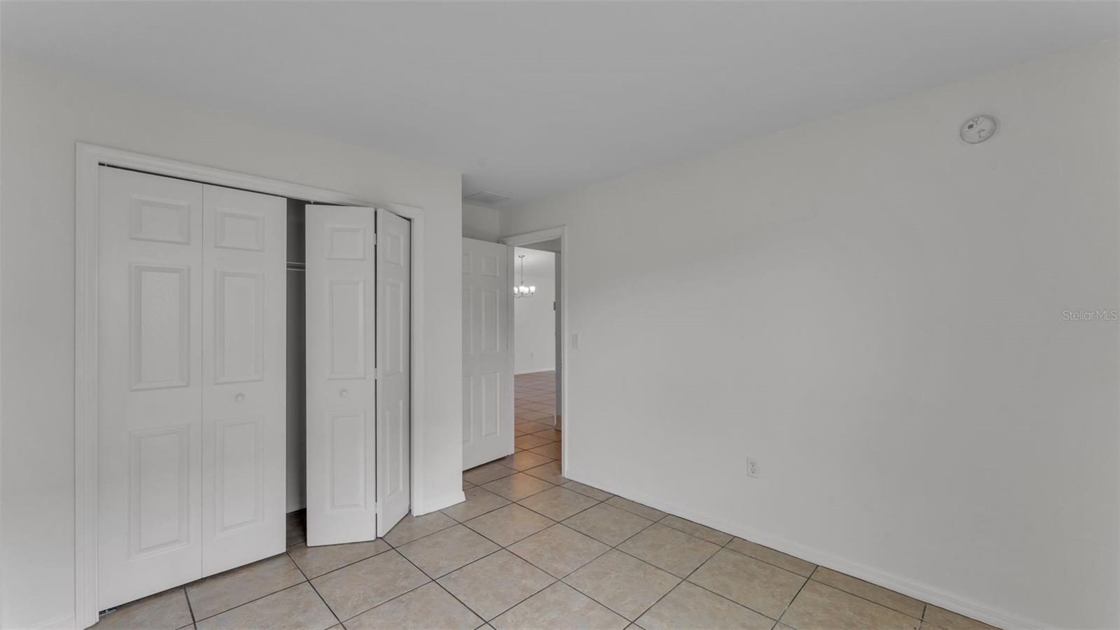 Image 17 of 34 For 749 Overlook Grove Drive