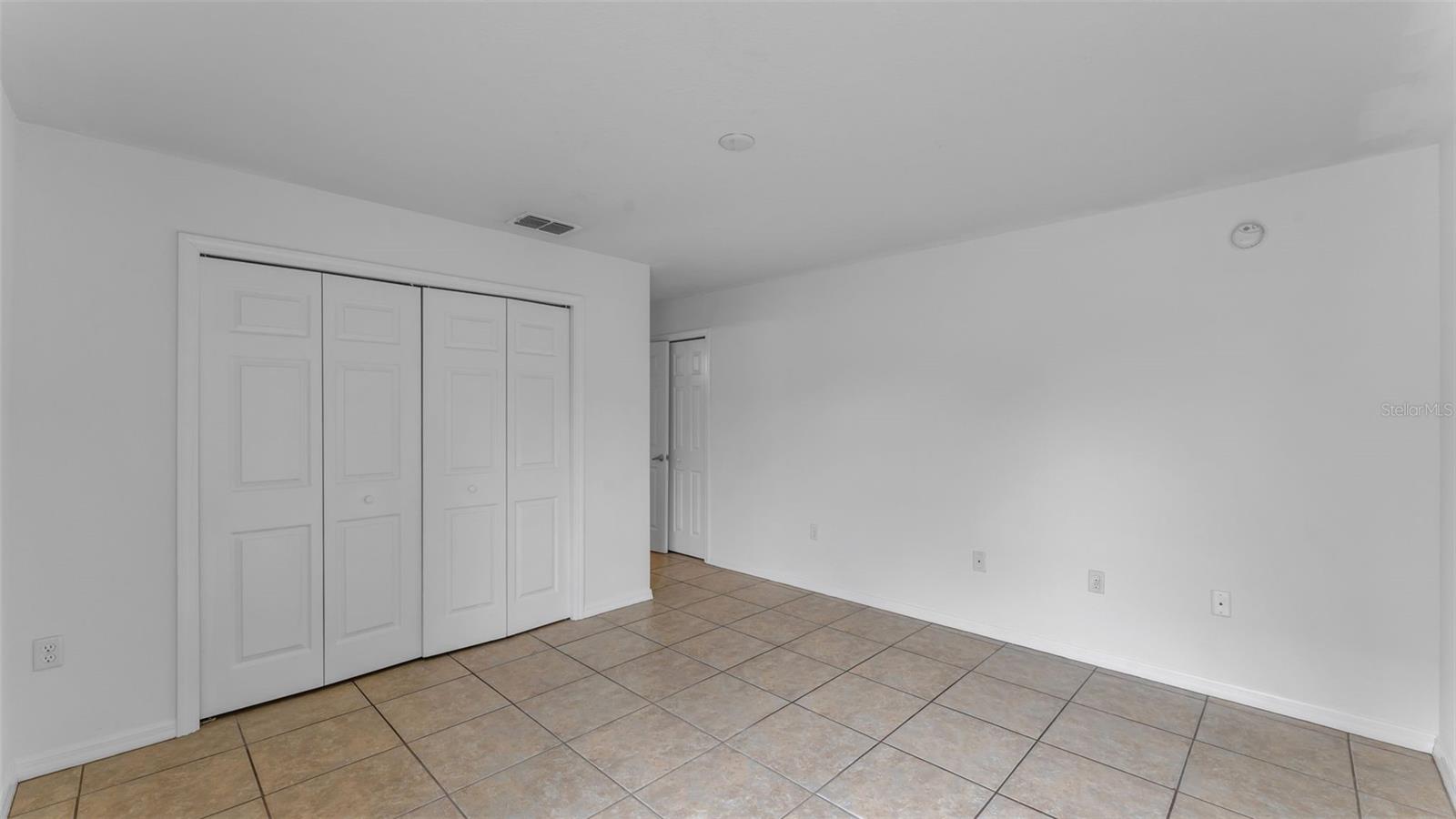 Image 19 of 34 For 749 Overlook Grove Drive