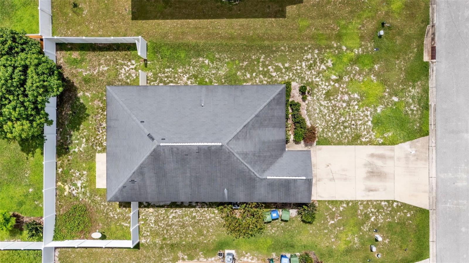 Image 30 of 34 For 749 Overlook Grove Drive