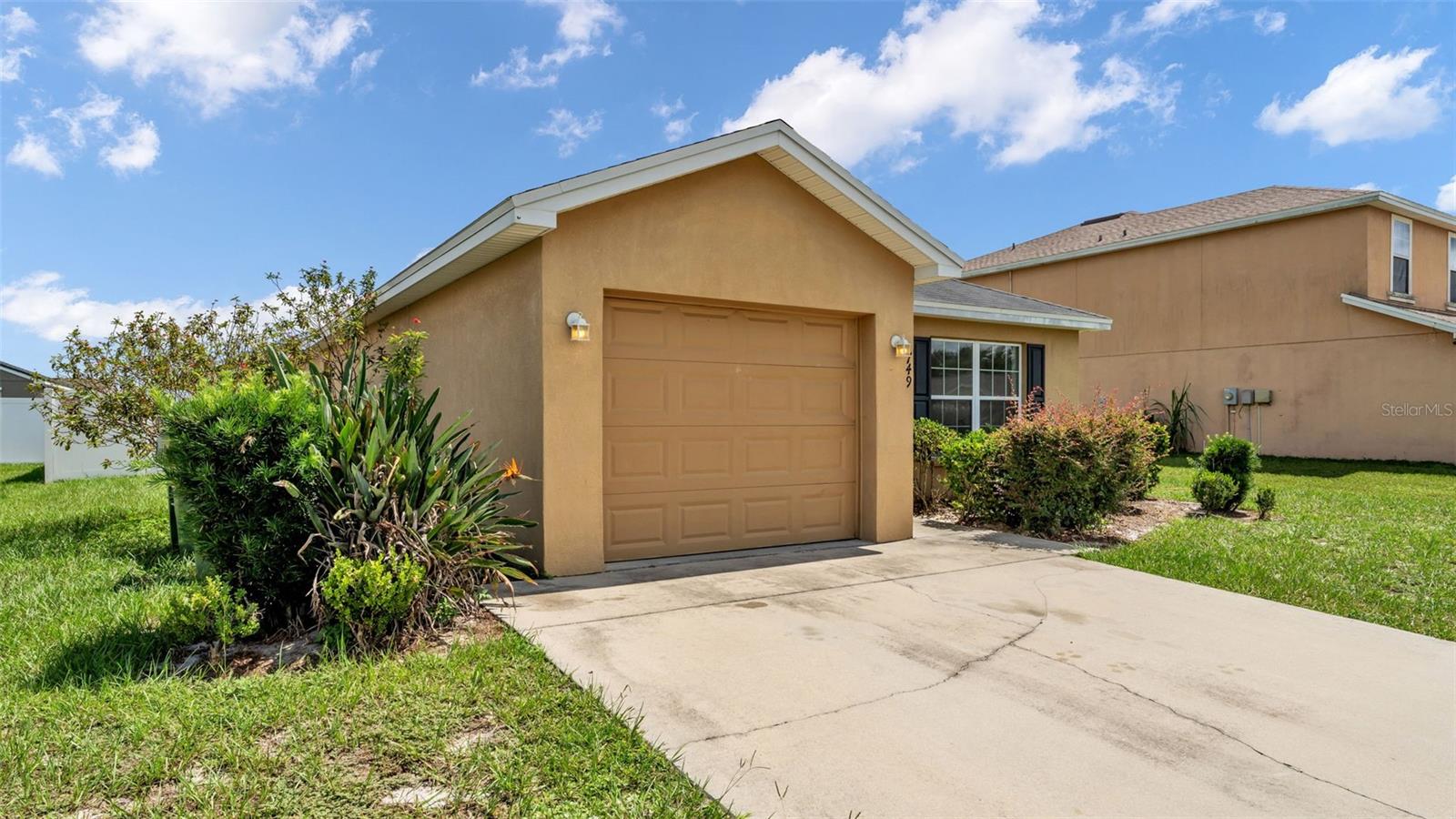 Image 4 of 34 For 749 Overlook Grove Drive