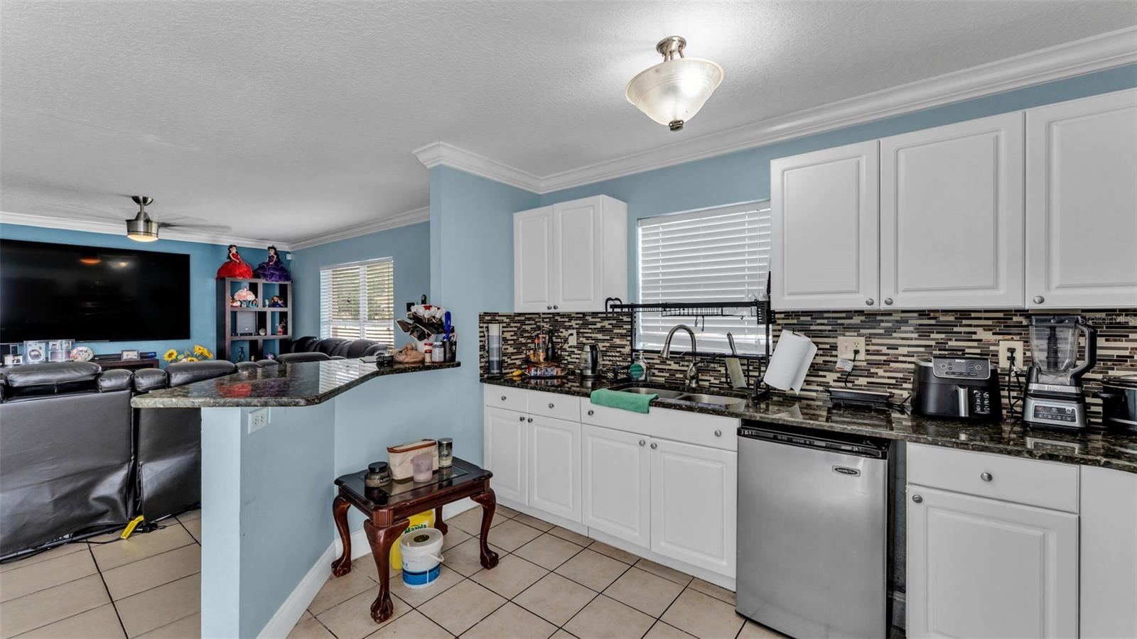 Image 5 of 26 For 1012 10th Street