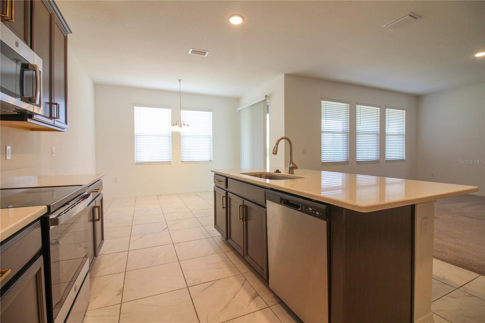 Image 13 of 41 For 6240 Great Bear Drive