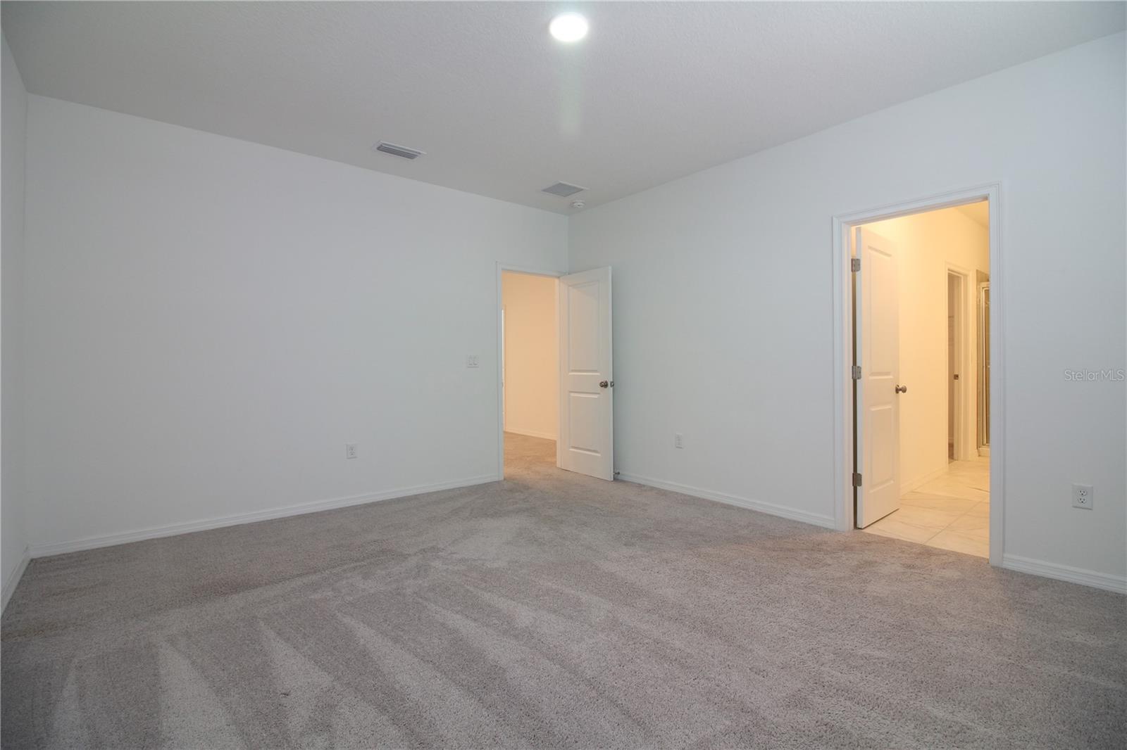 Image 21 of 41 For 6240 Great Bear Drive