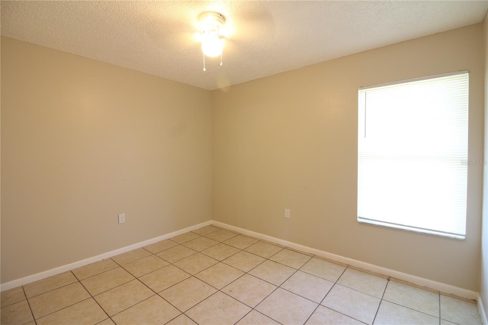 Image 13 of 18 For 4202 Sunny View Drive