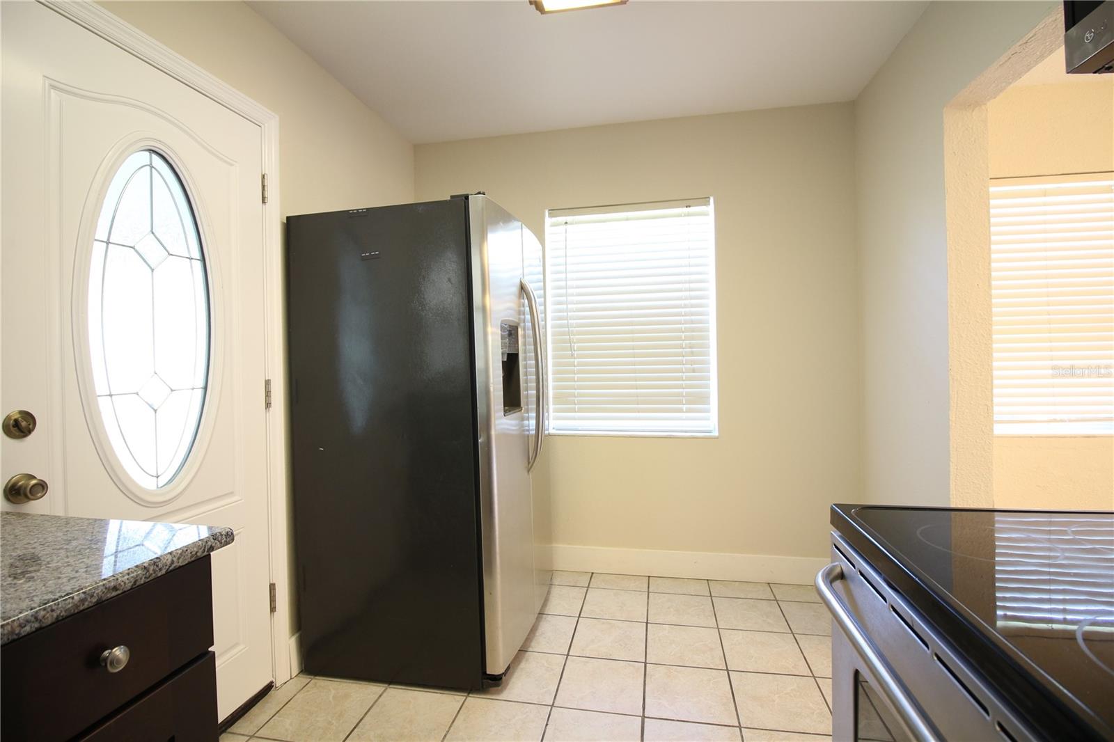 Image 7 of 11 For 4336 Hedge Drive E
