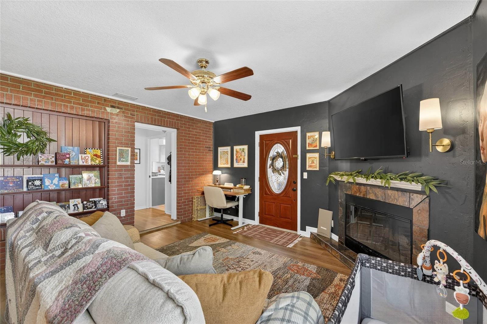 Image 34 of 75 For 627 Jessanda Circle