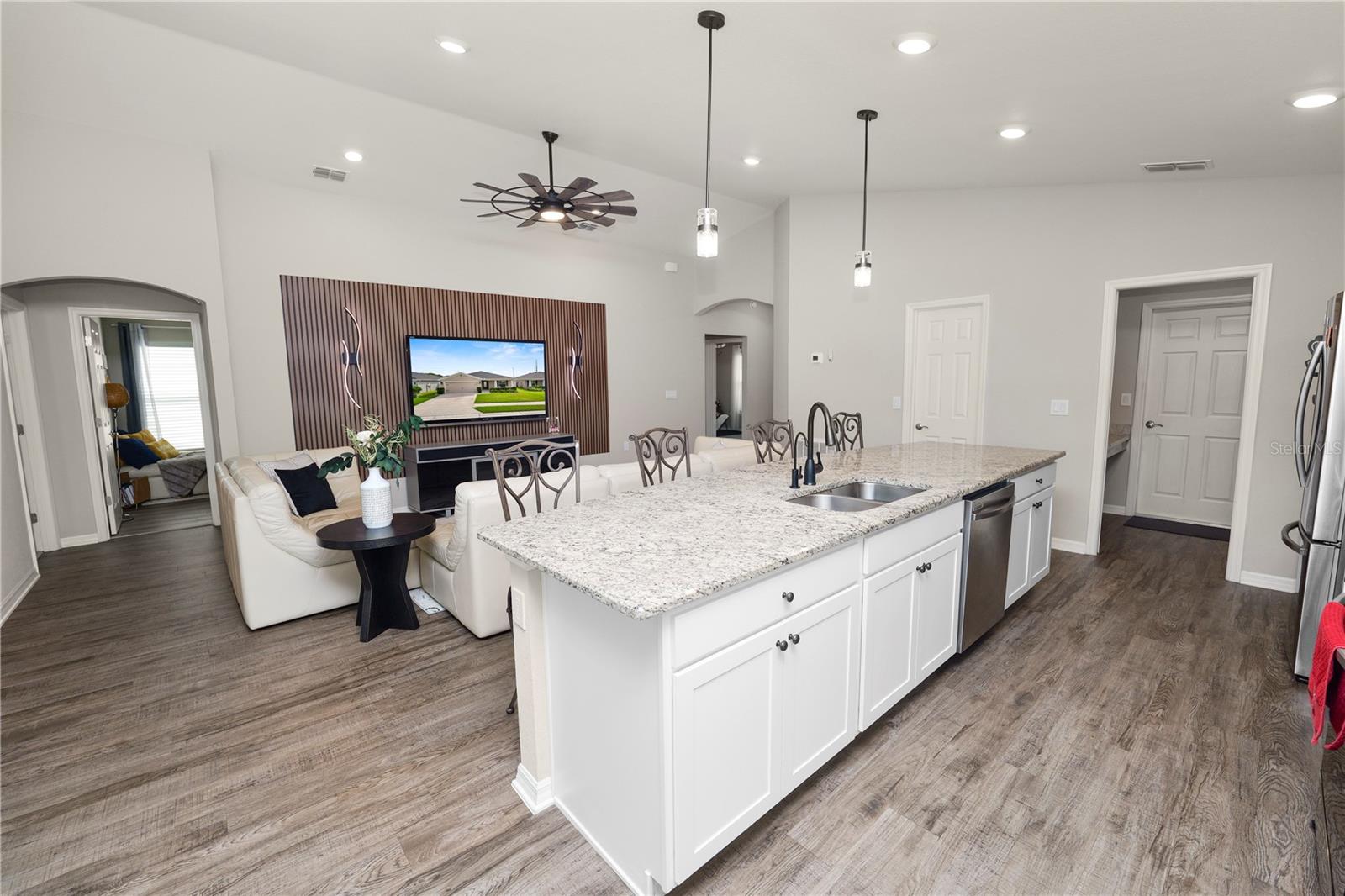 Image 19 of 52 For 6896 Mossy Oak Lane