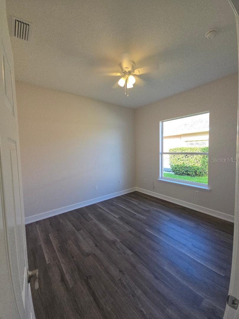 Image 16 of 34 For 325 Terranova Boulevard